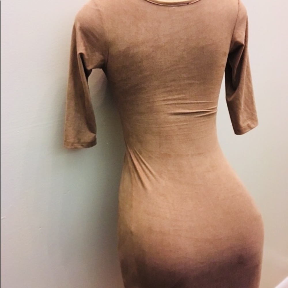 Dress - Picture 5 of 6
